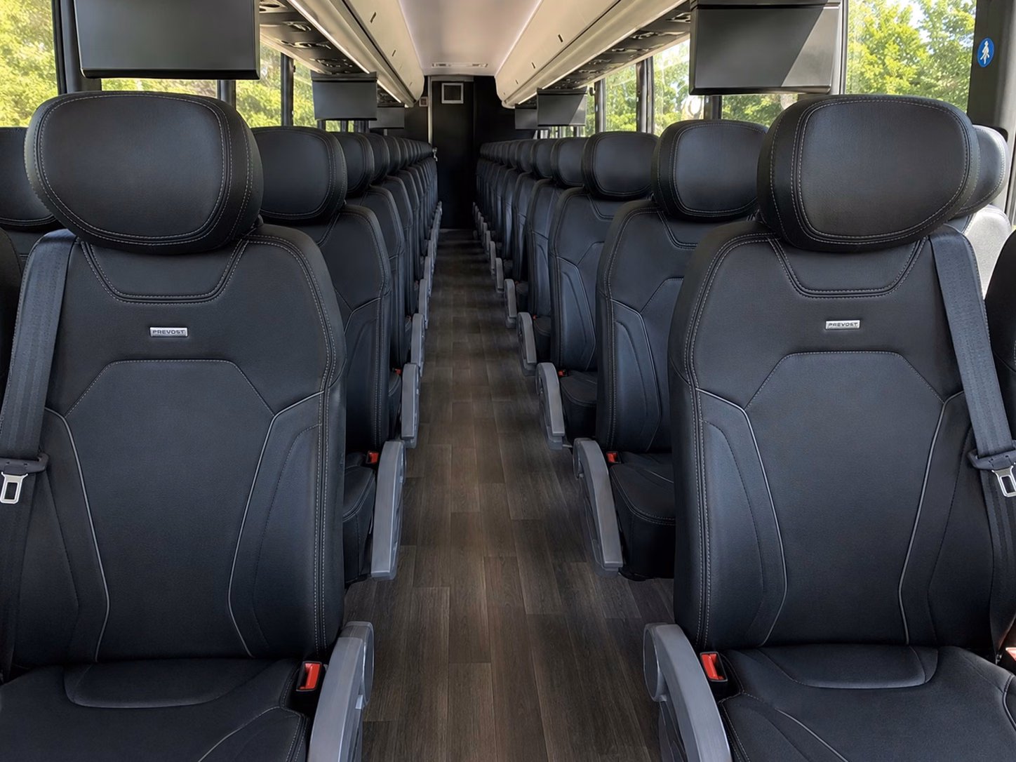 airport transfers and long distance wedding guest shuttles in aurora