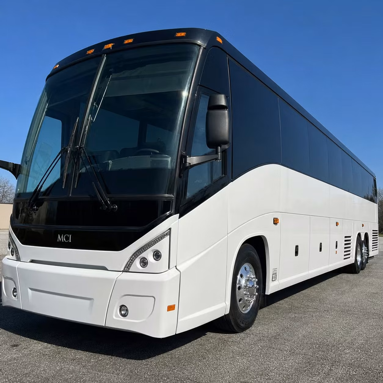 aurora charter bus rental exterior