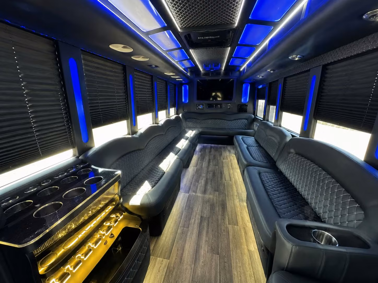 aurora prom transportation