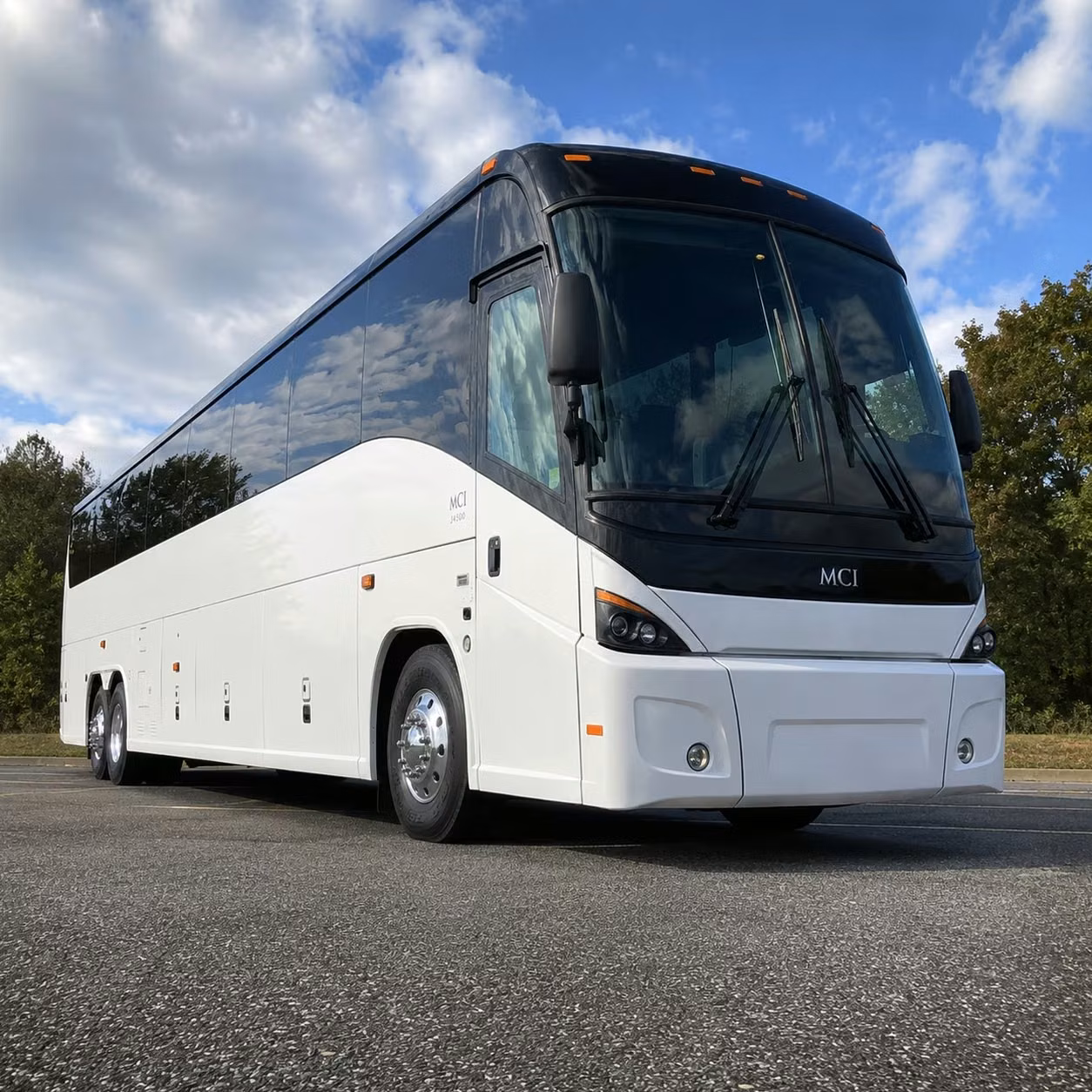 recurring shuttle programs for aurora s warehouse distribution and manufacturing employers